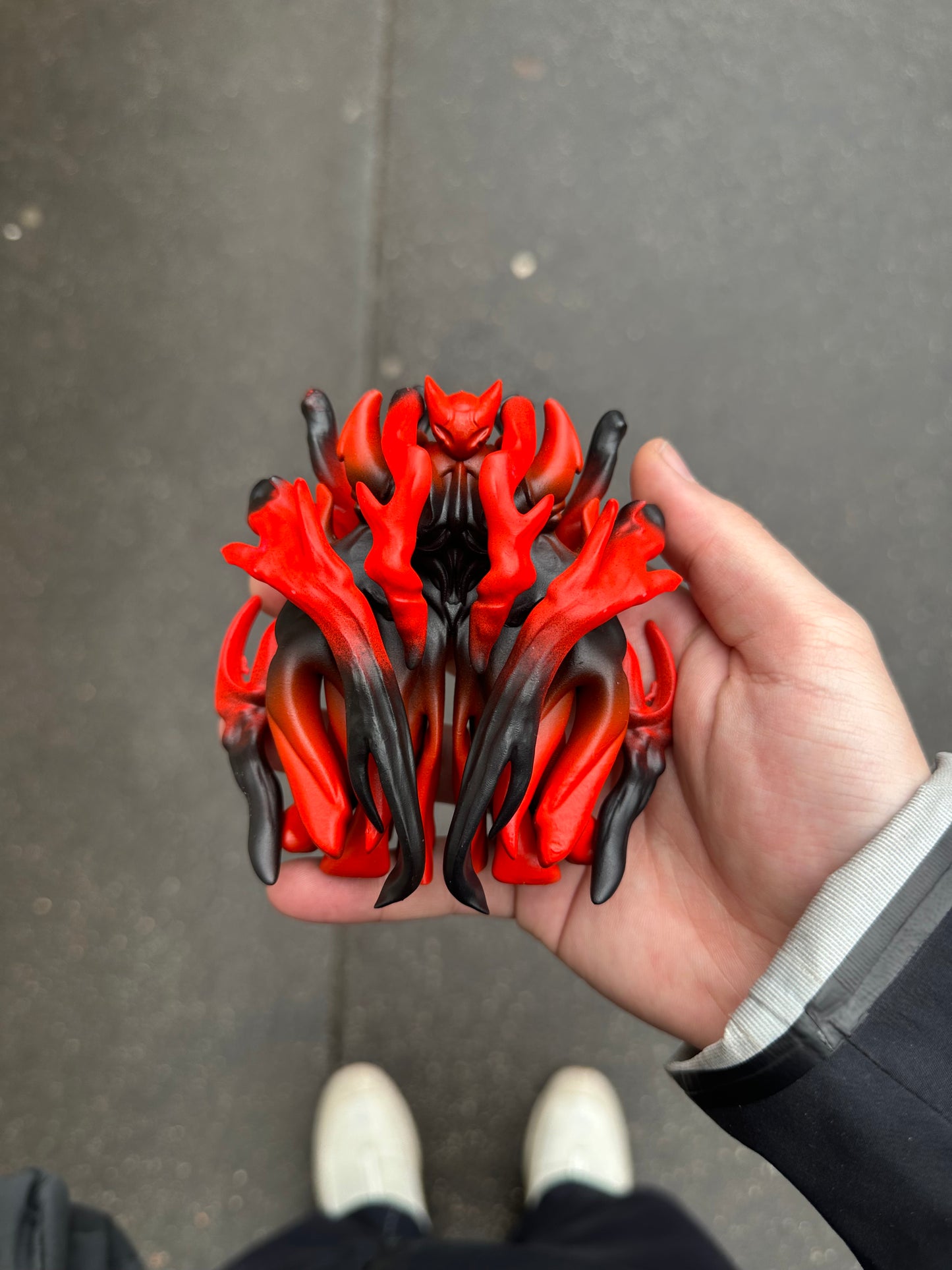 TYRA 01 Magma