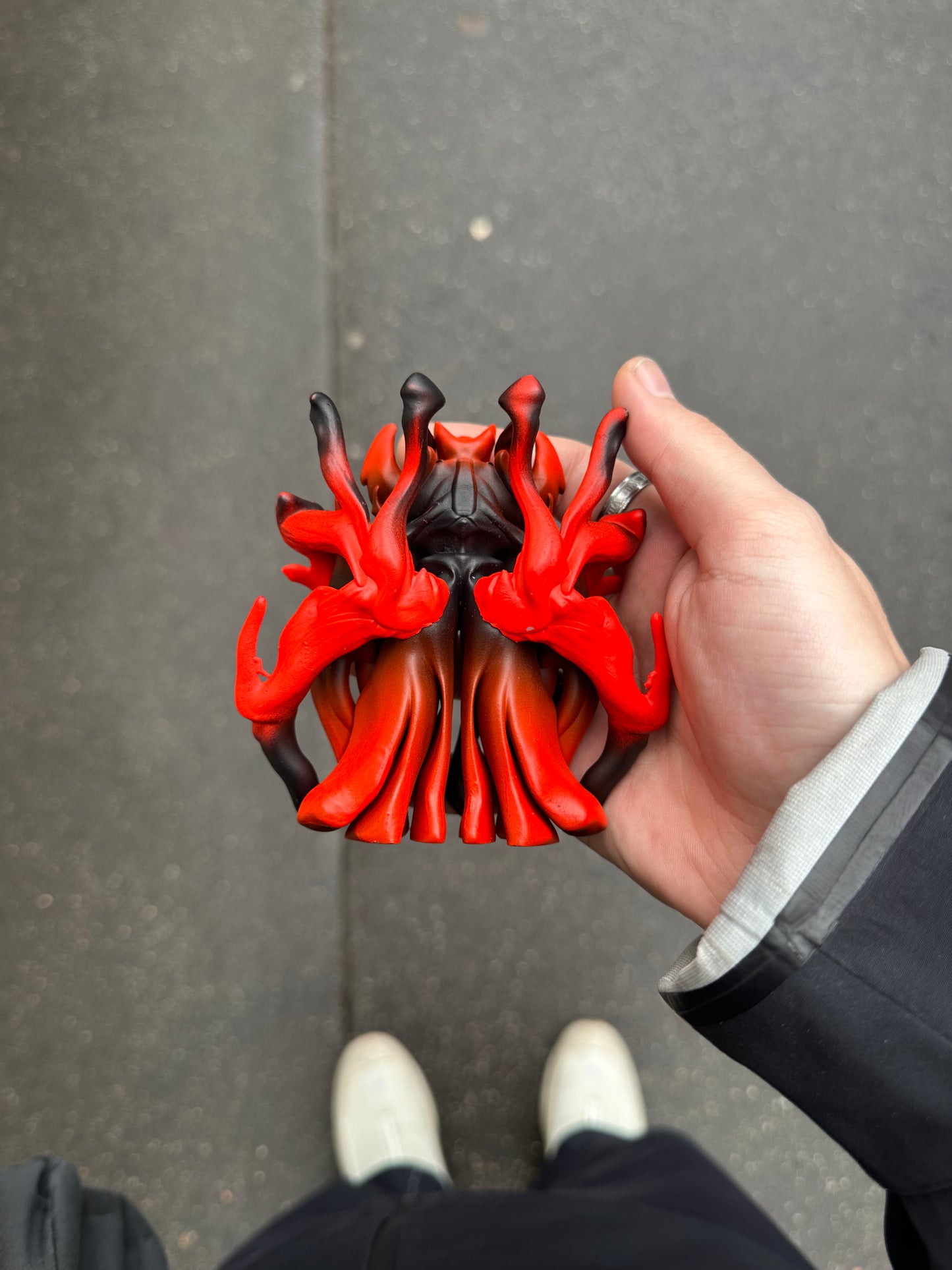 TYRA 01 Magma